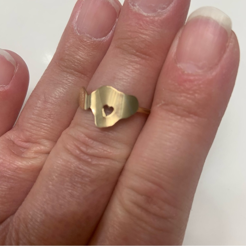 14k Gold-Filled Ring Maui Ring Heart Ring Hawaii Jewelry 8.75 - Picture 4 of 4